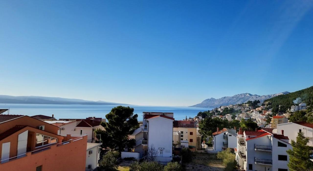 Bed and Breakfast Dorijini Dvori Baška Voda Exterior foto
